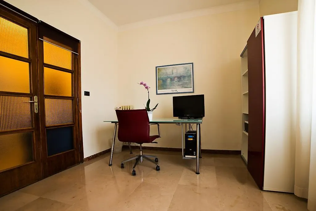 Bed & Breakfast Corso Di Francia Rzym 2*,  Włochy